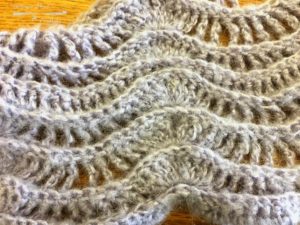 Lacy Wave Ridge Stitch Detail